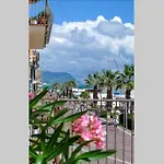 Sea Lovers Italy * ポルト・レカナーティ