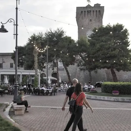 Sea Lovers Italy * פורטו רקנאטי